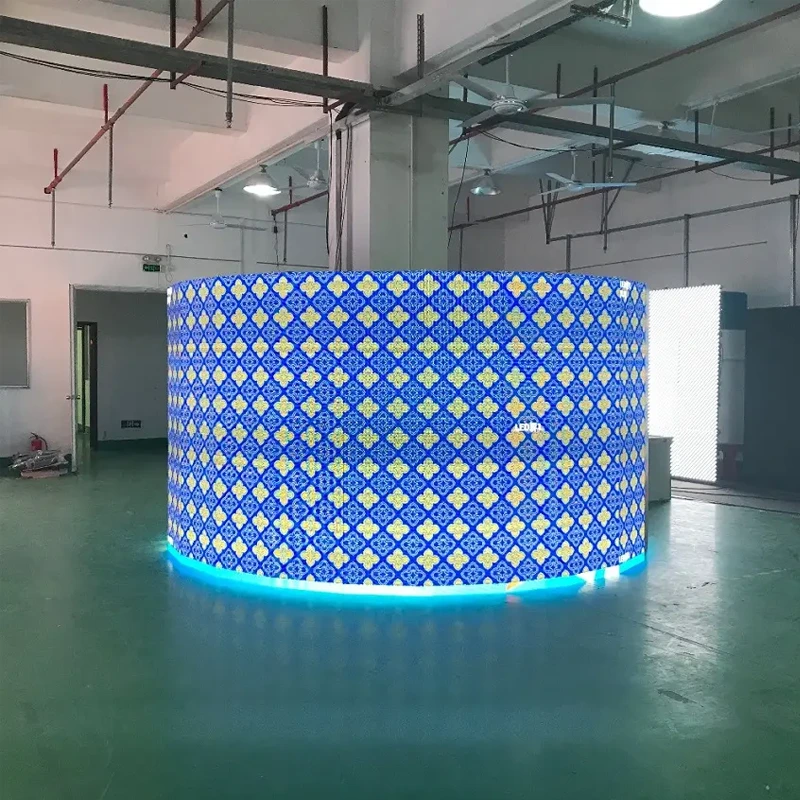 Pantalla LED curva con alta frecuencia de actualización &lt;000000&gt; Paneles ligeros 4
