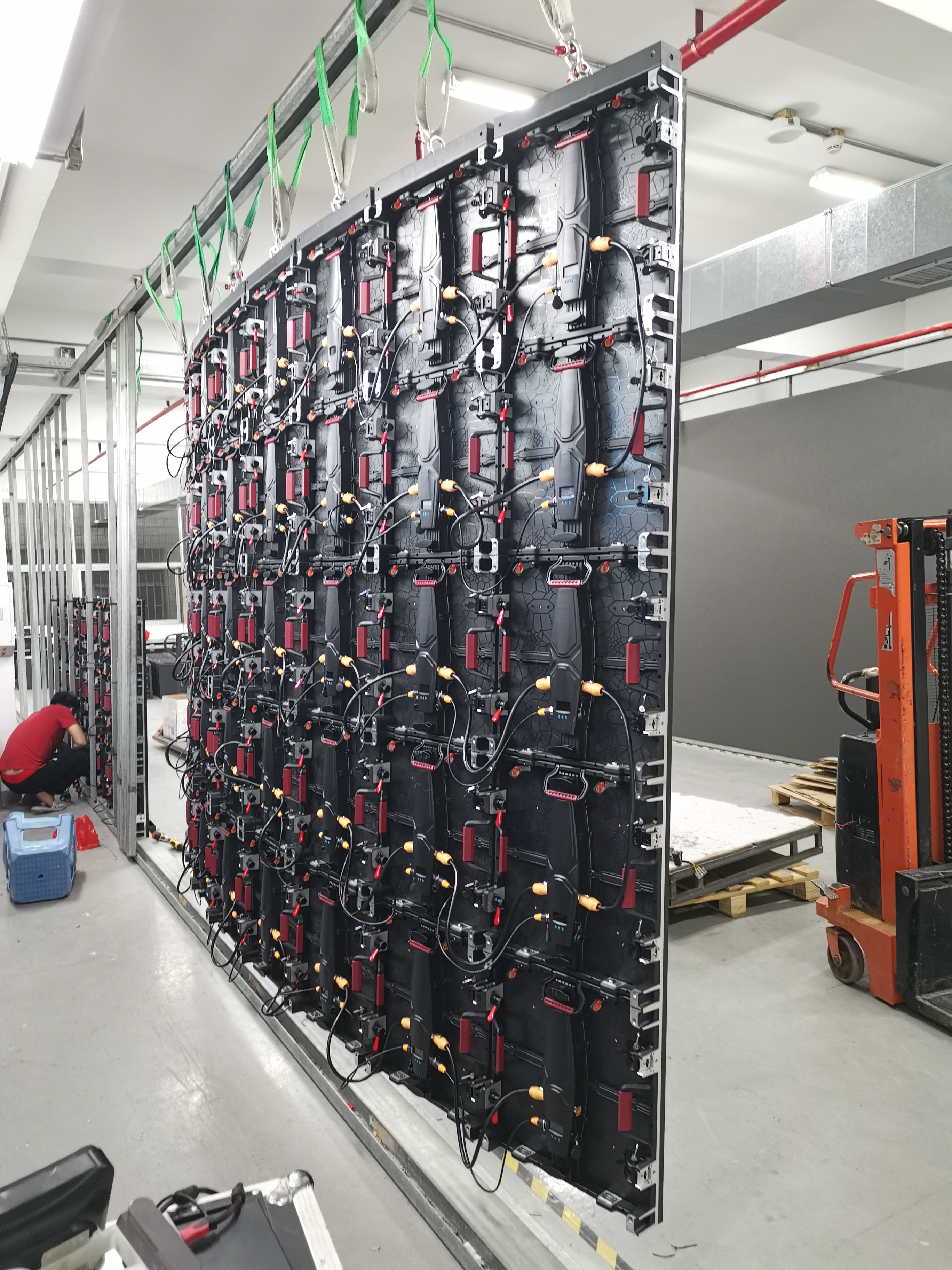 Fabricant de murs vidéo LED 3D personnalisés | LIGHTALL 8