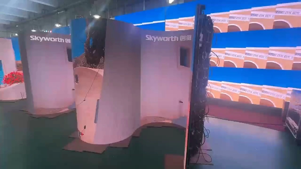 หน้าจอ LED โค้ง P3.91 P4 P4.81 ที่กำหนดเอง 1