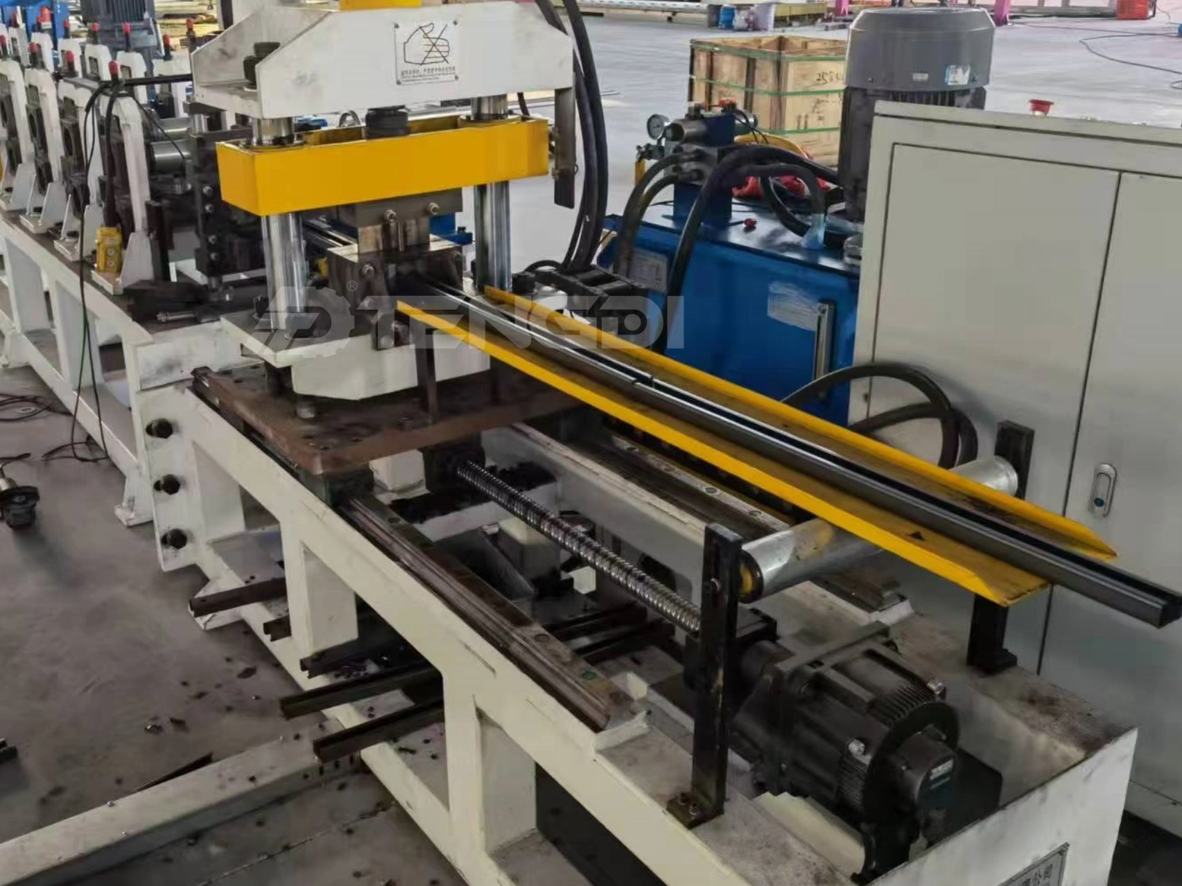 U-beam roll forming machine 1