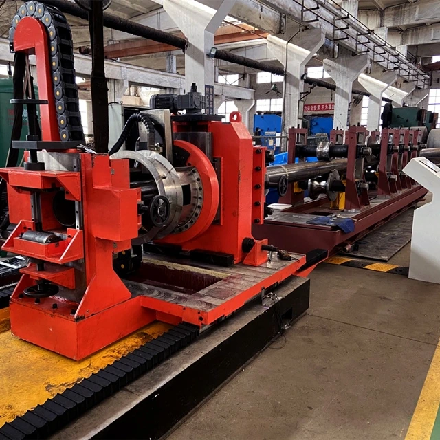 Máquina de corte de tubos de plasma 1