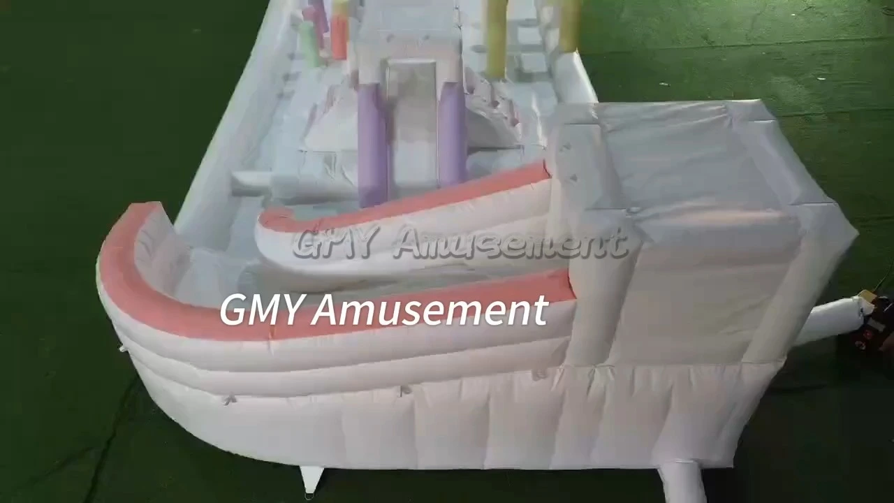 Przenośny biały pastelowy neutralny dmuchany zamek do skakania nadmuchiwany GMY Inflatables 1