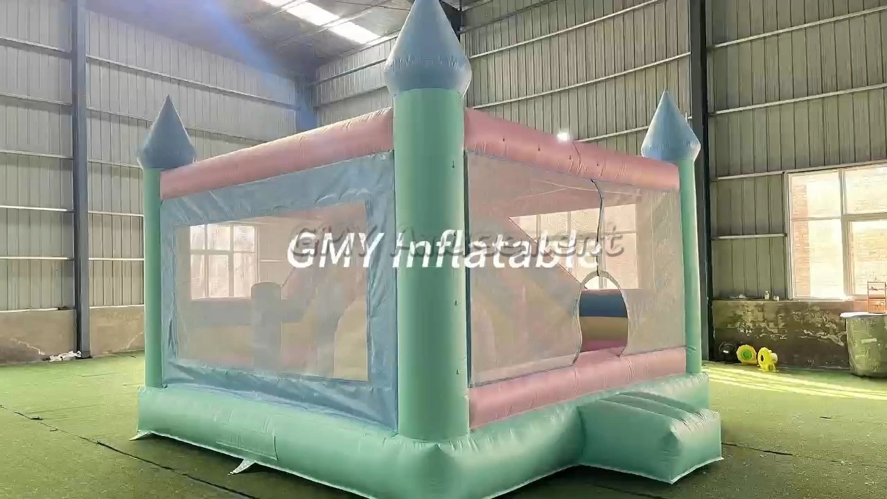 Aufblasbare Hüpfburg in Pastellfarben mit Rutsche (Kombination von GMY Inflatables) 1