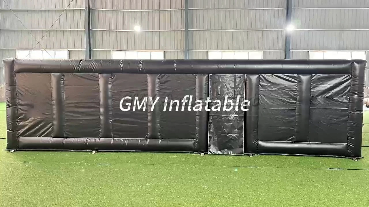 Aufblasbares Labyrinth in Schwarz – Spielgeräte für den Außenbereich – Aufblasbare Jahrmarktspiele – GMY Inflatables 1