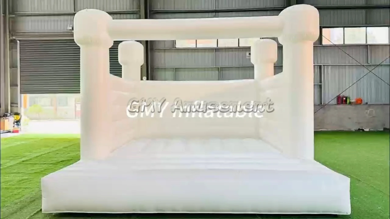 Hüpfburg „Toboggan“ aus weißem PVC (13'x13') für Partyspaß von GMY Inflatables 1