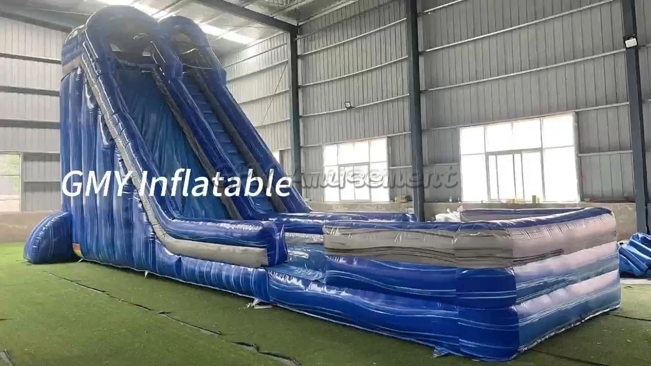 Riesige, blaue, aufblasbare Wasserrutsche für Erwachsene im Außenbereich – GMY Inflatables 1