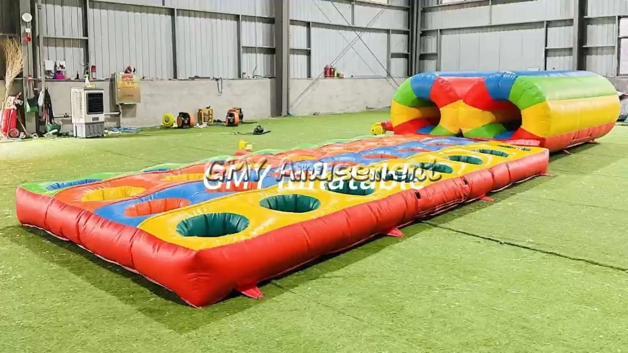 Nadmuchiwany tor przeszkód Wonder Challenge Run Course na świeżym powietrzu, dmuchany tor przeszkód GMY 1