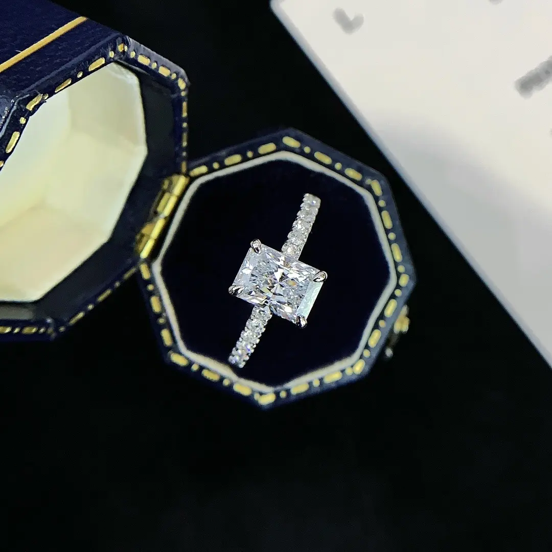 Goldstones Lab Created Diamond Halo Ring Factory Price 3