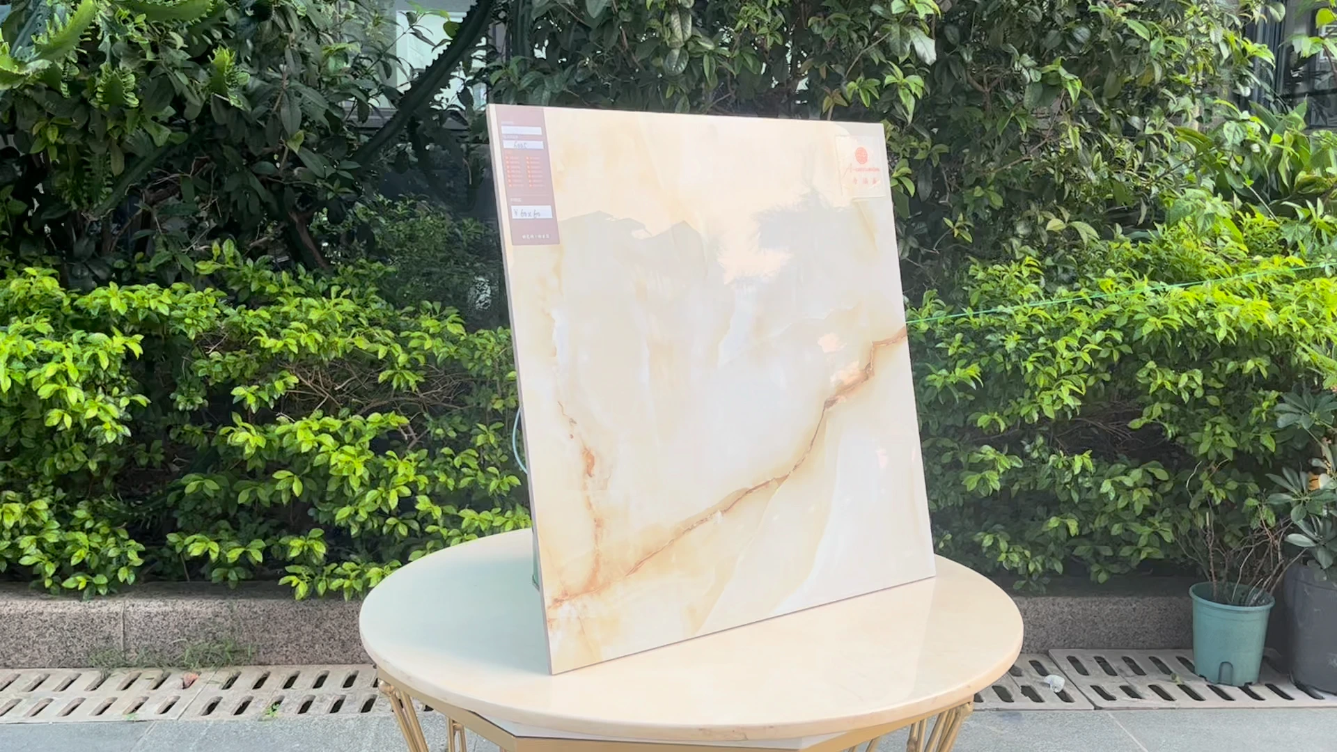 Marble-Like Glossy Finish Floor Tiles (600×600mm) – Warm Beige Pattern, Ideal for Living Rooms & Bedrooms 1