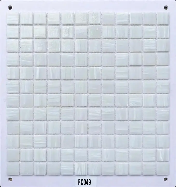 FC049 | 304x304mm | Glossy 1