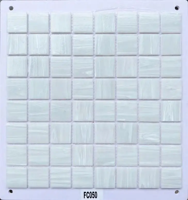 FC050 | 304x304mm | Glossy 1