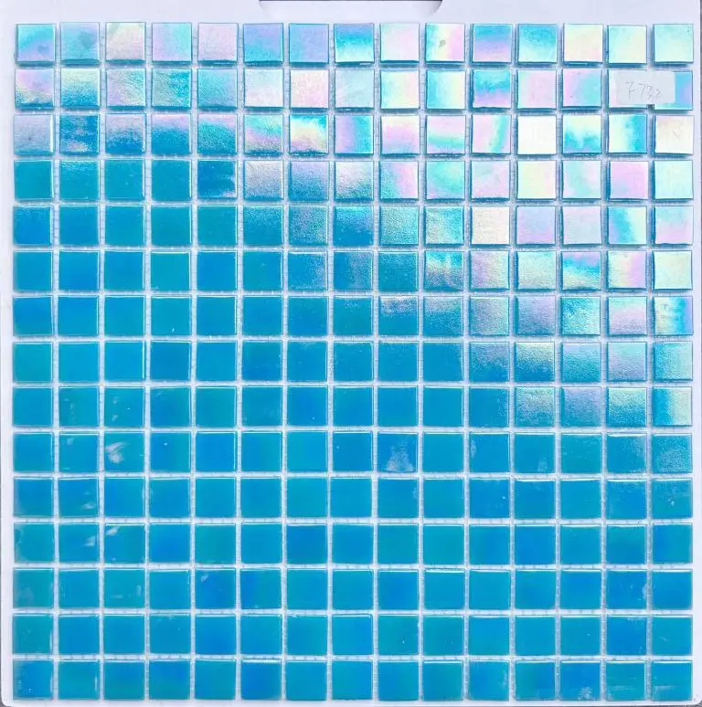 F732 | 327x327mm | Glossy 1