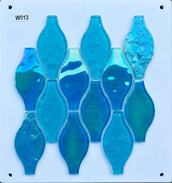 W013 | 246x240mm |  raised-texture 1