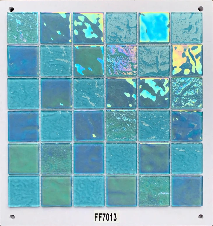 FF7013 | 298x298mm |  raised-texture 1