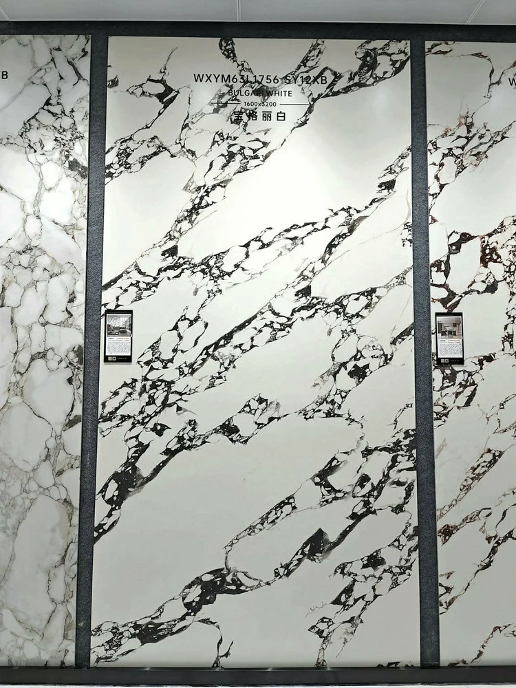 1756SY | 1600x3200mm | Soft Gloss 1