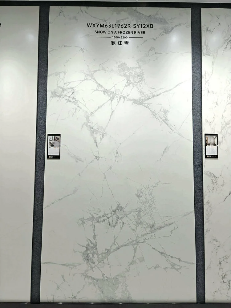 1762SY | 1600x3200mm | Soft Gloss 1