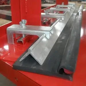 Rodapié de poliuretano para transportadores, sistema de transporte de materiales a granel de alta elasticidad. 1