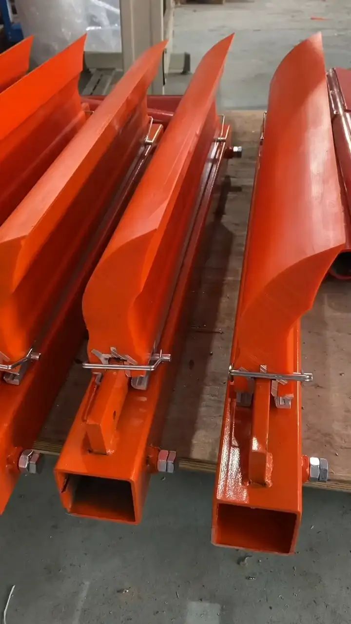 Sistema de limpieza de cintas transportadoras con cuchilla de poliuretano, fácil reemplazo, pieza para cintas transportadoras de minería 1