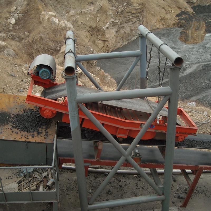 Automatic Cross Belt Magnet for Quarry 3