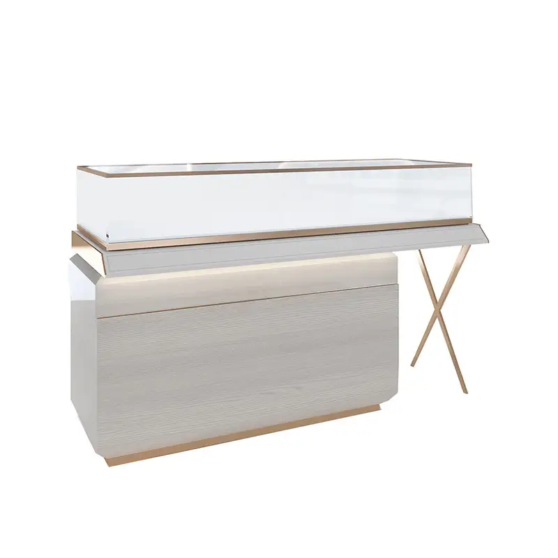 Vitrine à bijoux en verre sur mesure, design asymétrique 1