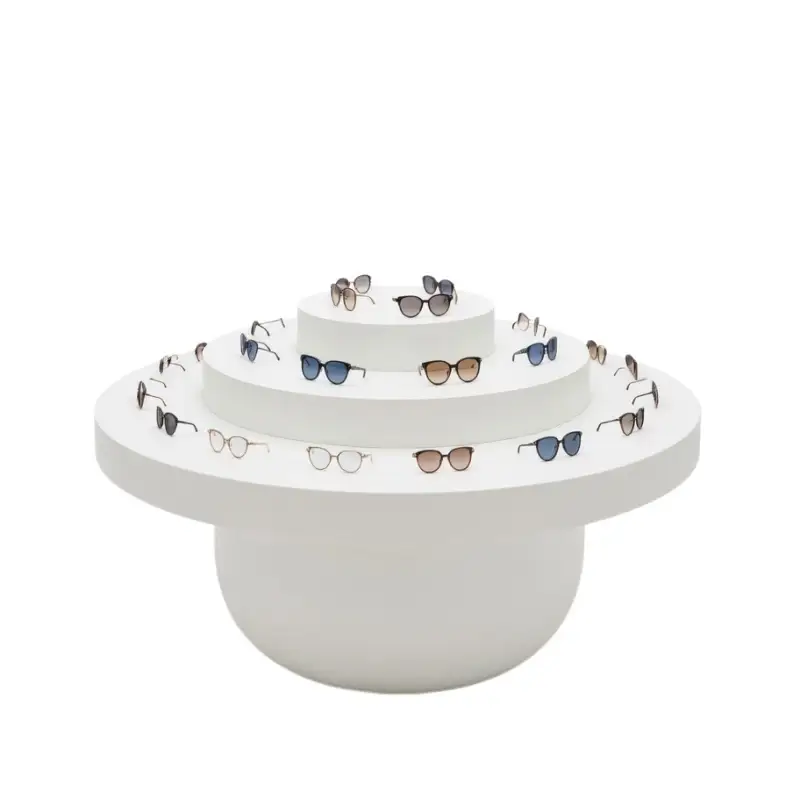Isla de exhibición minimalista de gafas en color blanco puro y escalonada 1