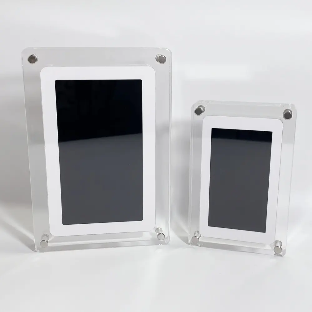 Best Digital Photo Frame with Rechargeable Battery by YIAIFRAME 3