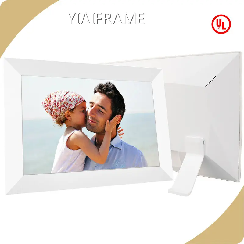 Best Wireless Digital Photo Frame by YIAIFRAME 1