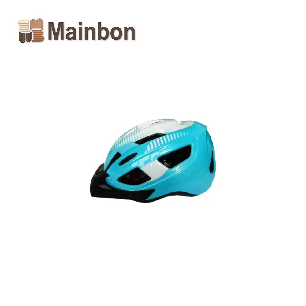 Riding helmet  self-propelled bicycle mountain bike integrated 1