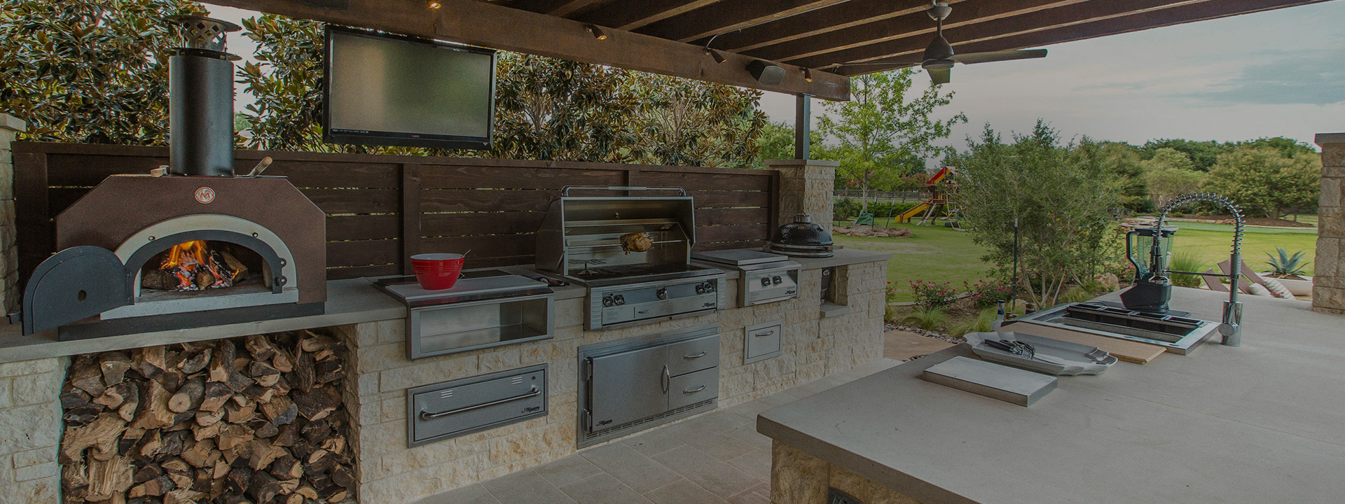 Outdoor kitchen solutions