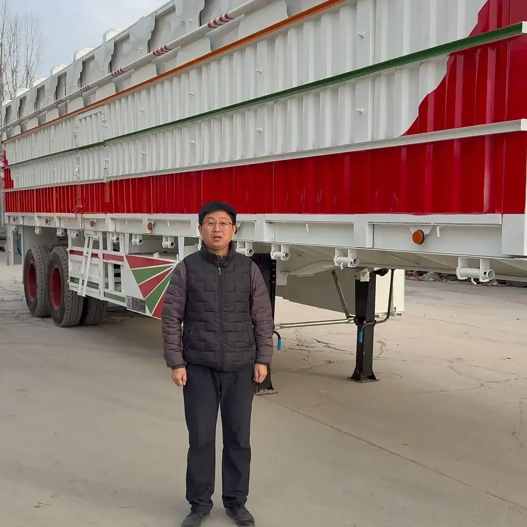 مقطورة سياج ذات محورين وجدار جانبي نصف مقطورة 1