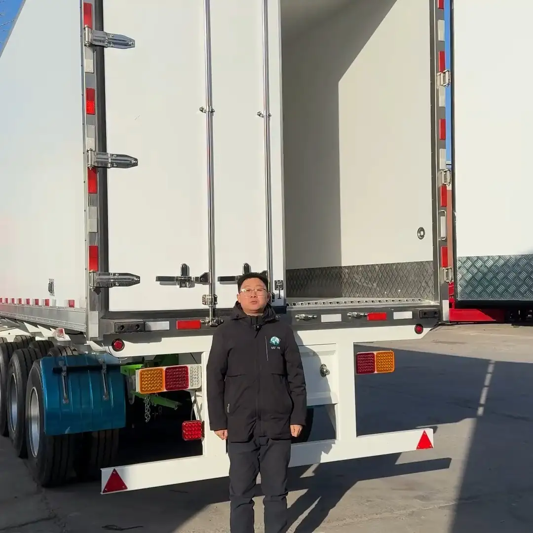 4-осный рефрижераторный прицеп объемом 100 м³ 1