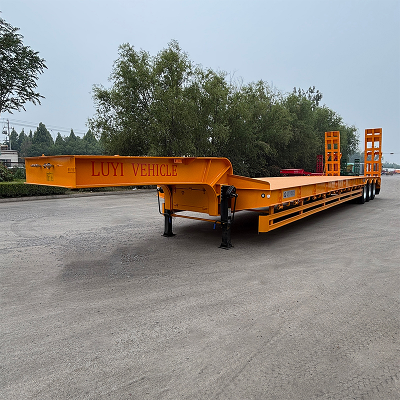 Semi-remorque surbaissée 3 essieux 17,5 m, largeur 3 m | Véhicule LUYI 4