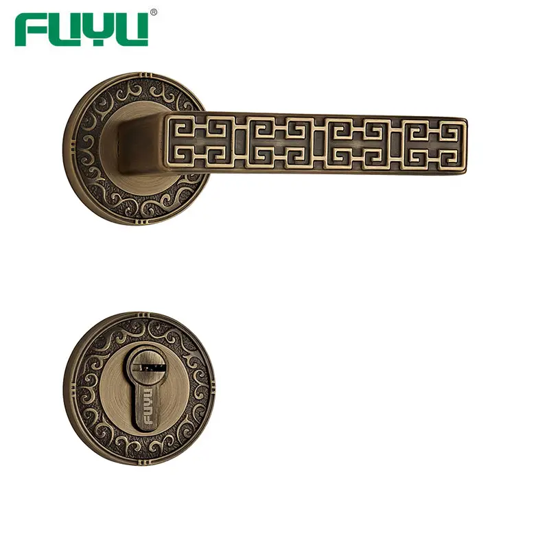 Retro style brass handle lock 1