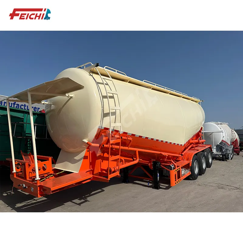 Top Dry Bulk Pneumatic Tanker Factory 5