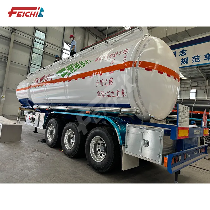 Top Tank Semi Trailer Factory 3