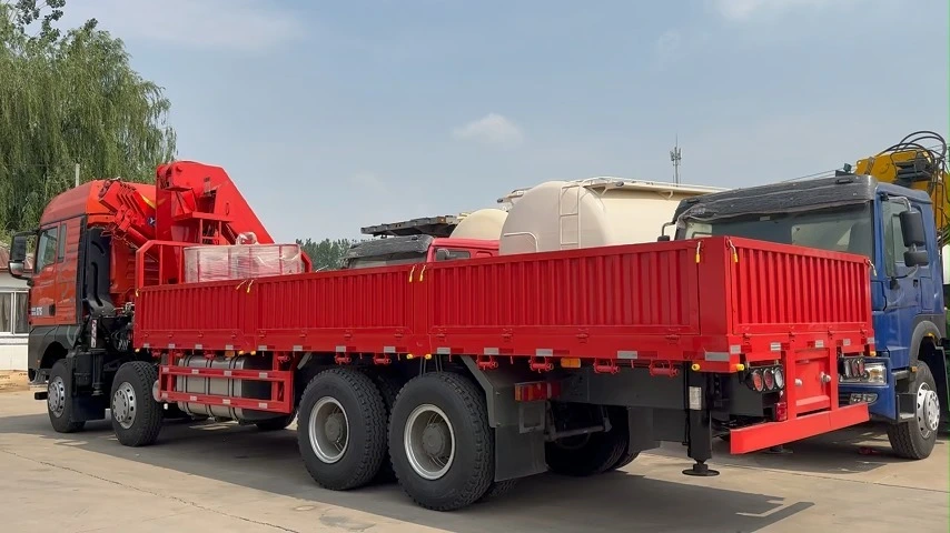 Sinotruk Crane Truck 15 Ton Heavy-duty Folding Arm Crane 6X4 Full-scenario Engineering Hoisting Truck 1