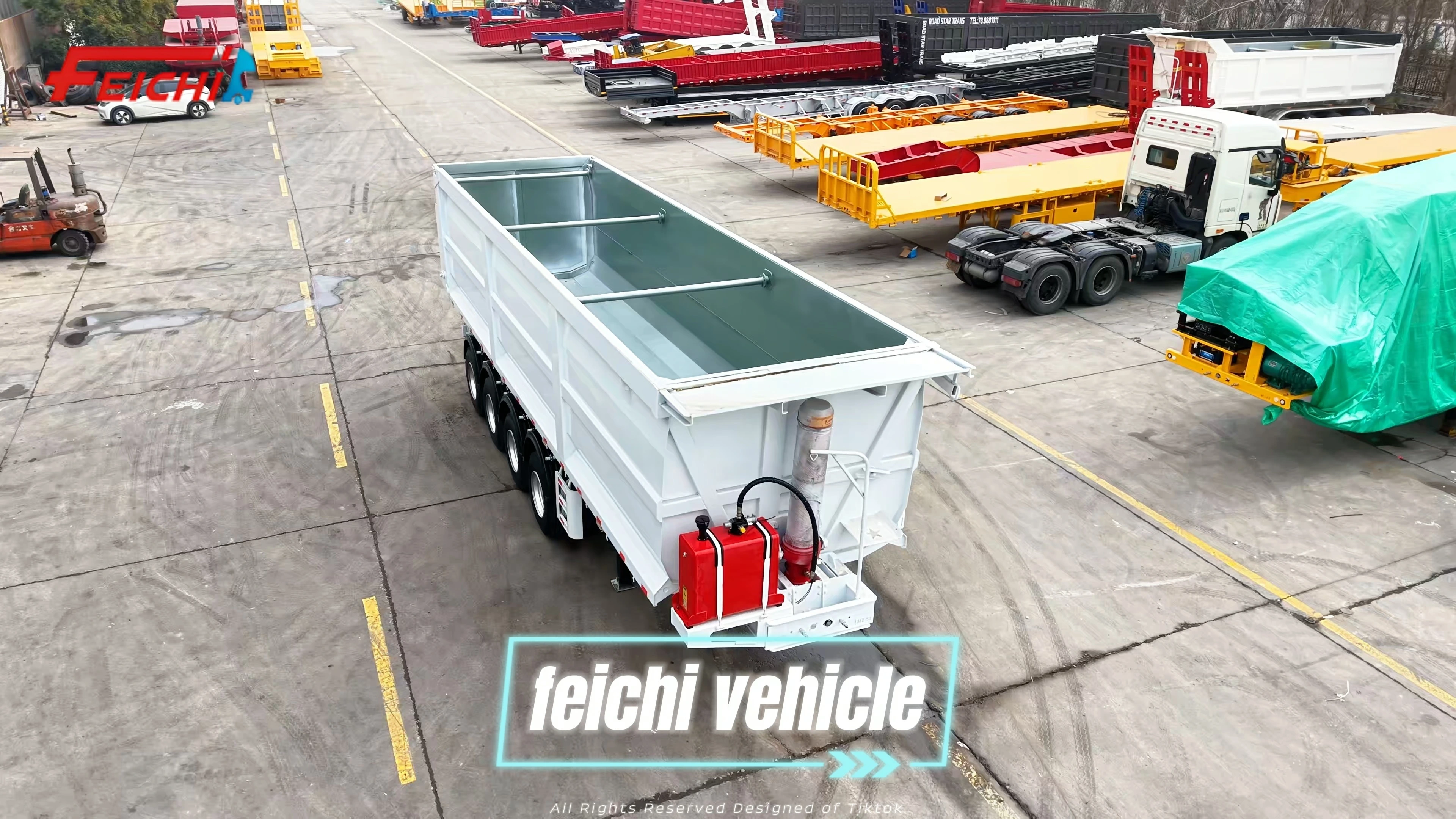 Semirreboque basculante traseiro hidráulico tipo U para transporte de areia, pedra e carvão. 1