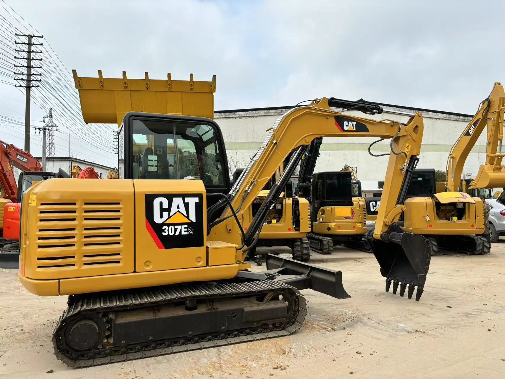 100% Japan High Quality Used Caterpillar Cat 307E Hydraulic Crawler Excavator 1