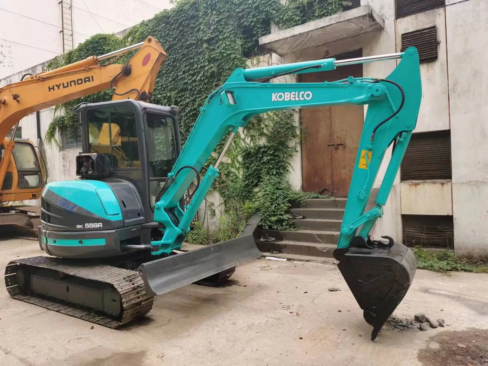 Second Hand Diggers Crawler - - Junwei Machinery 3