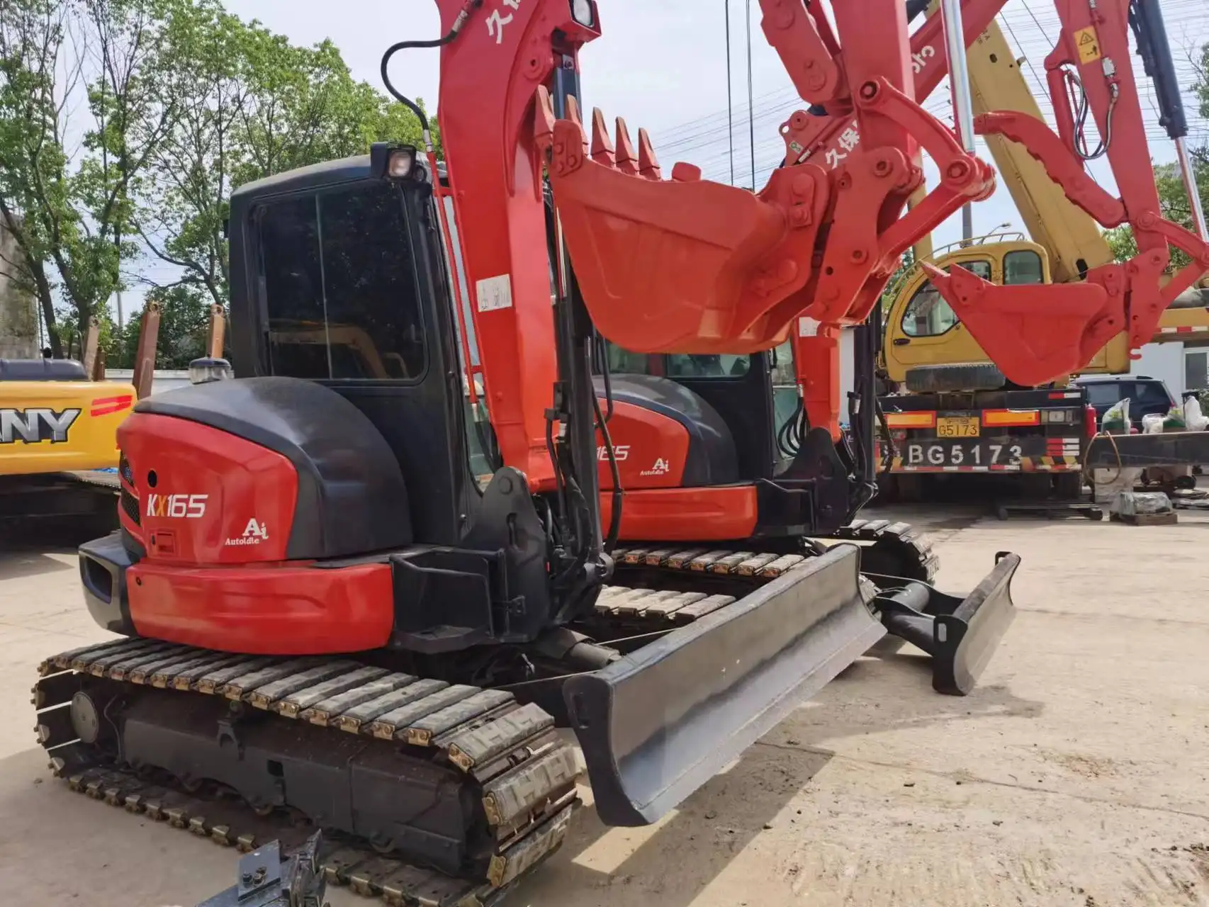 Second Hand Diggers for Sale 5600kgs Wholesale - Junwei Machinery 3