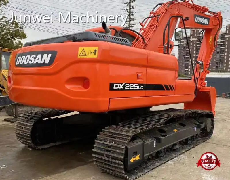 Used Mini Excavator YES by Junwei Machinery 1