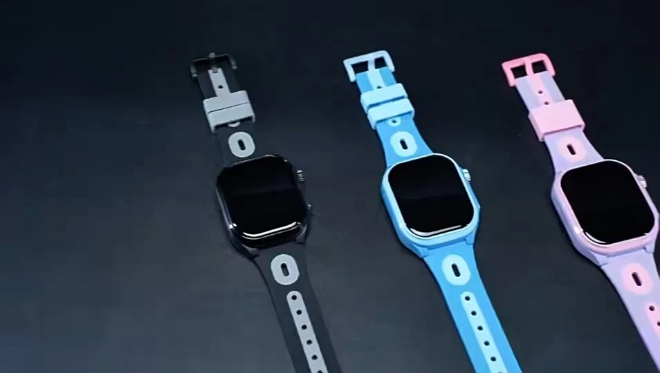 2025 New 4G Android Kids Smart Watch with GPS Tracker and SIM Card Slot Video Call SOS Whatsapp Children Smartwatch CE FCC ROHS 1