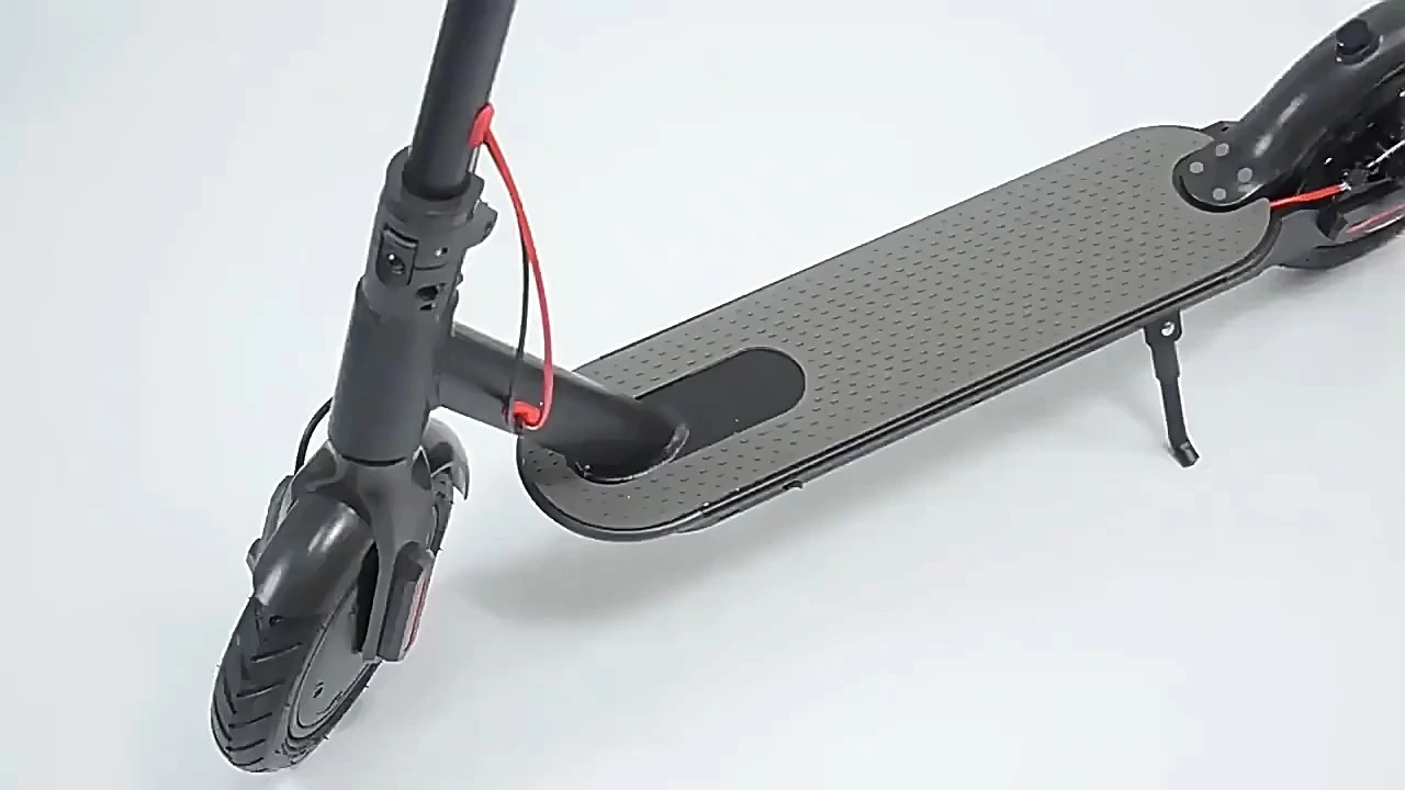 Whosale 36V 350W Long Range Folding E Scooter 8.5 Inch Solid Tire 25 km/h Foldable Electric Scooter for Sale 1