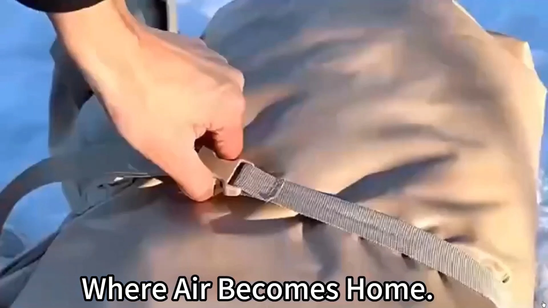 Portable Single-Door Small Skylight Inflatable Camping Tent 7.5 Square Meter Waterproof UV-resistant Oxford Fabric for 1-5 1