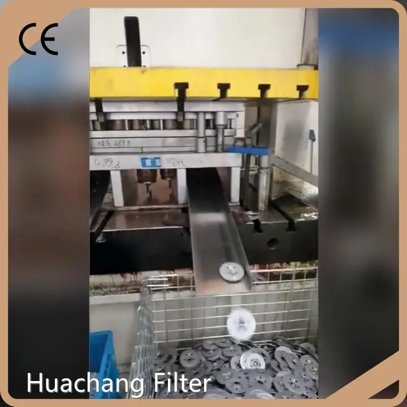 ผู้จำหน่ายไส้กรองน้ำมันเชื้อเพลิงขายส่ง Huachang Filter 1