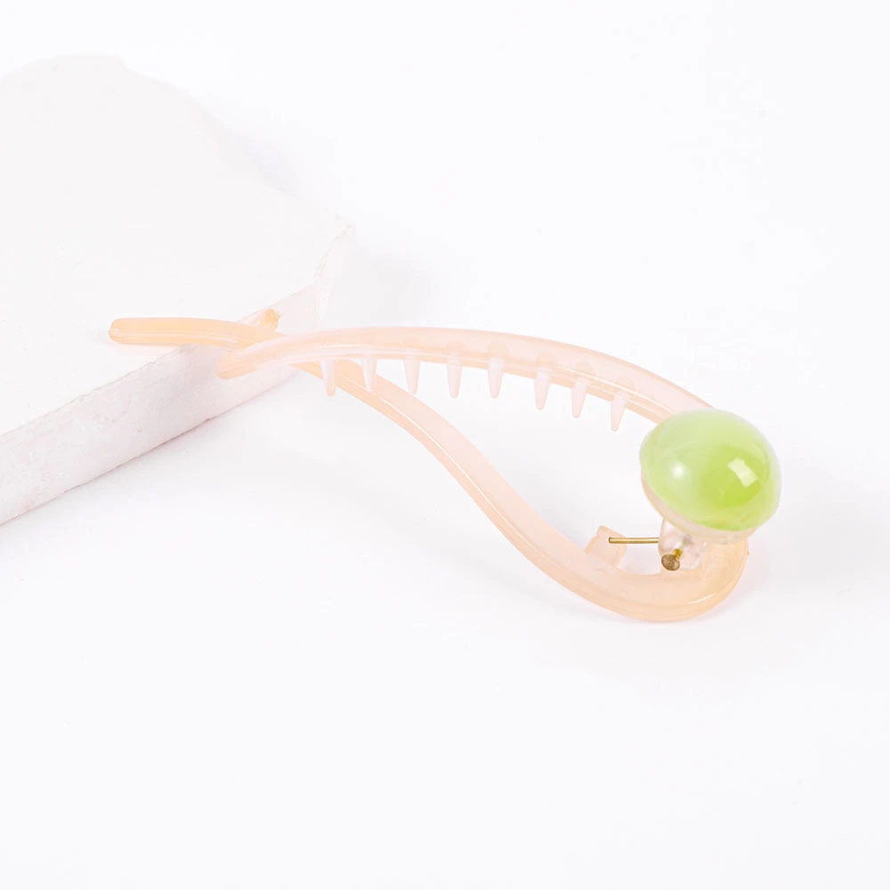 Pinza acrílica minimalista con cuentas verdes para uso diario 1