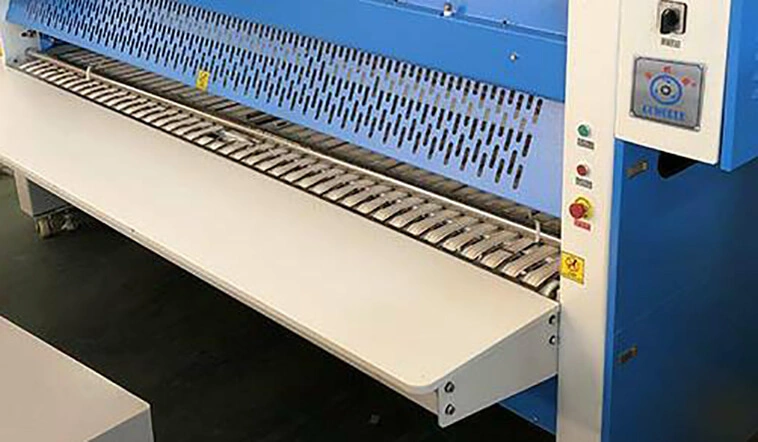 GOWORLD industrieslaundry folding machine efficiency for medical engineering 6