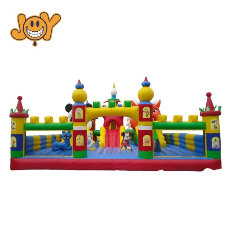 Ville amusante gonflable dynamique pour les festivals et les carnavals 1