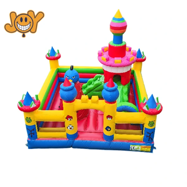 Se vende parque infantil hinchable comercial de Angry Birds de 5x5 m 1