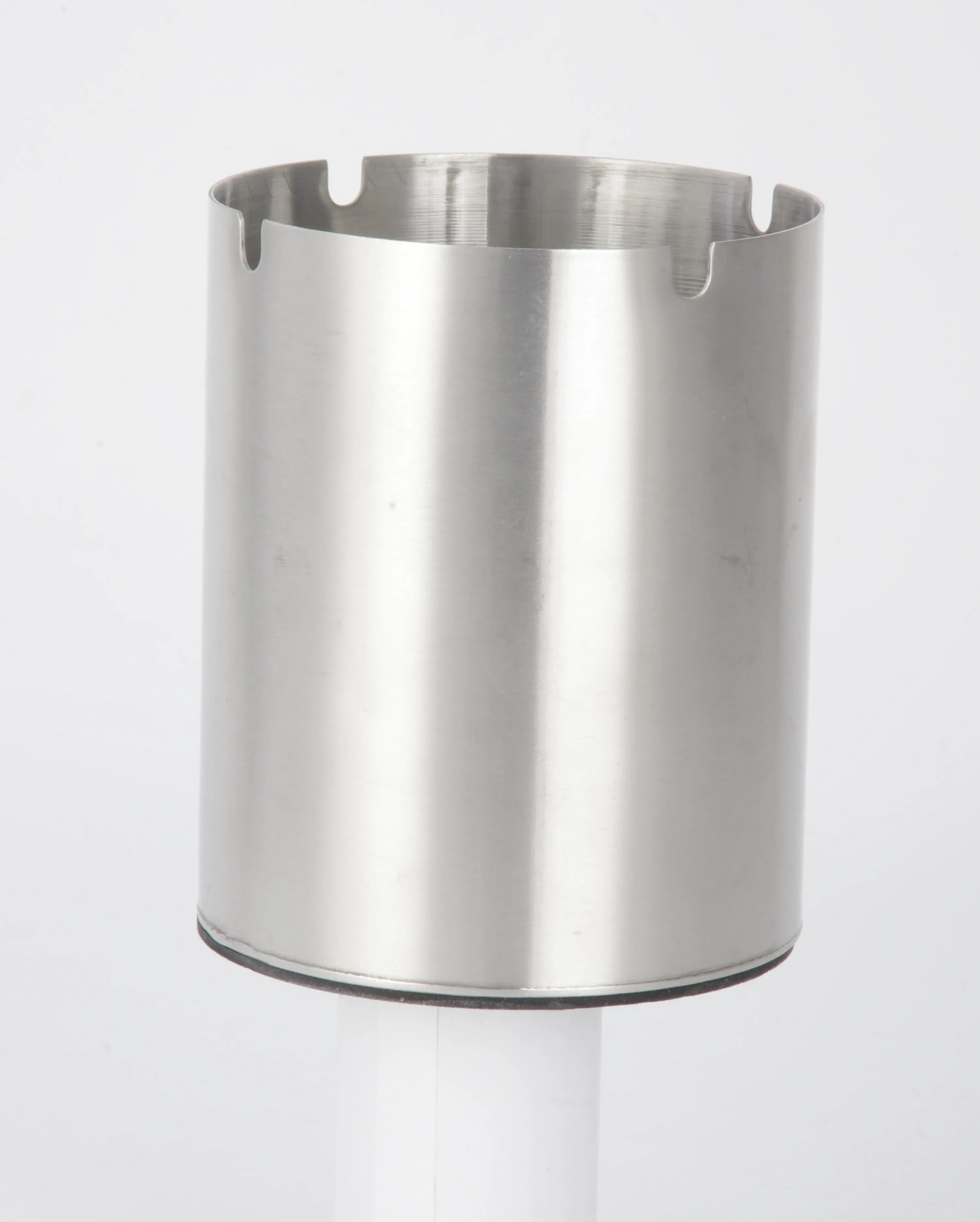 Stainless Steel High Non-magnetic Ashtray RGS-A3004 1